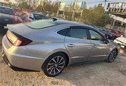 هیۆندای سۆناتا